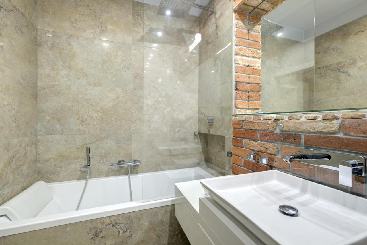 3 City Apartments - Waterlane Valhalla Gdansk Luaran gambar